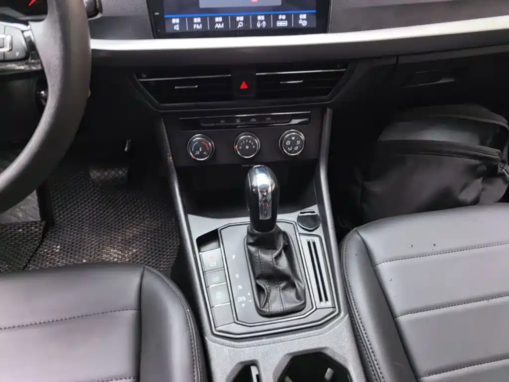Volkswagen Lavida — миниатюра 14