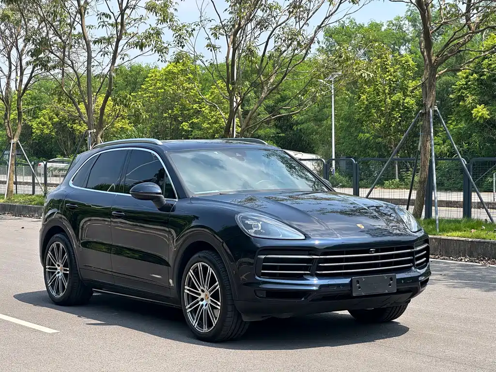 Porsche Cayenne — миниатюра 3