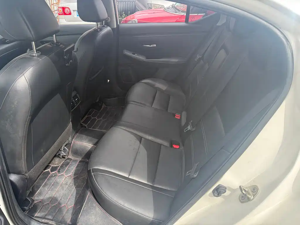 Nissan Sylphy — миниатюра 3