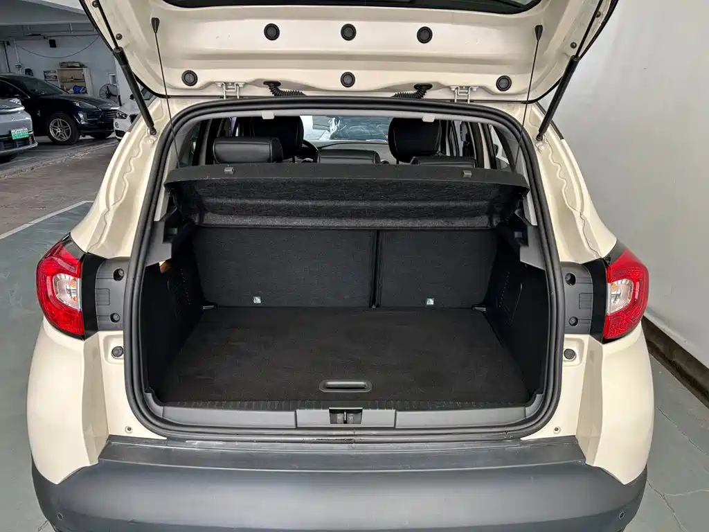 Renault Captur — миниатюра 20