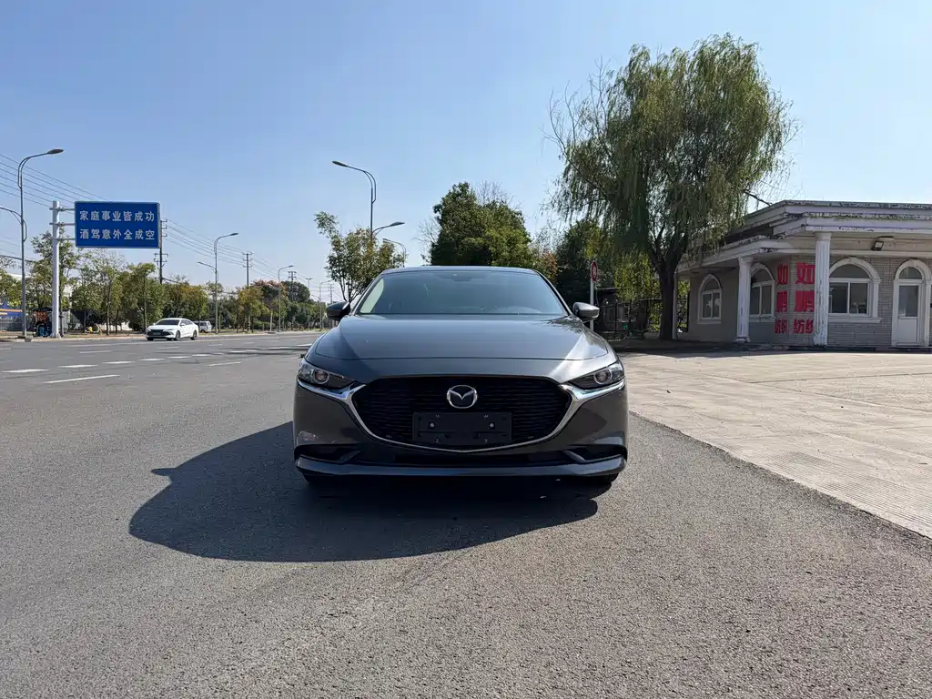 Mazda 3 Axela — миниатюра 2