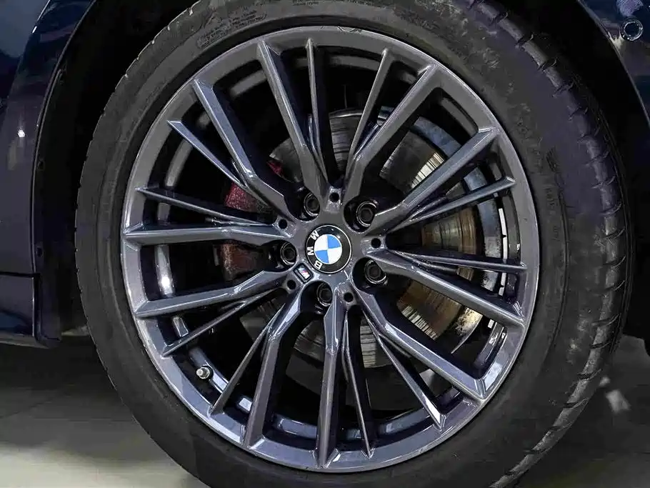 BMW 3 Series — миниатюра 11