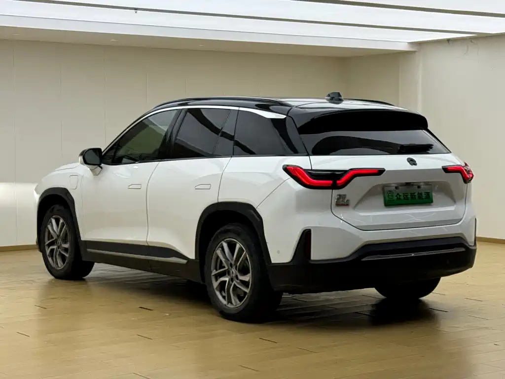 NIO ES6 — миниатюра 8