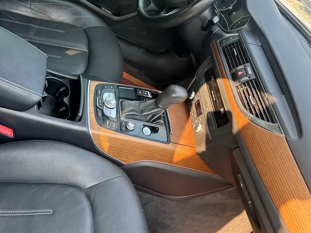 Audi A6L — миниатюра 7