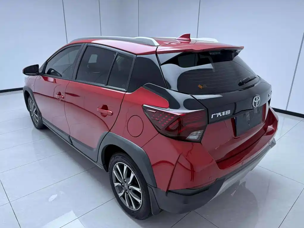 Toyota Yaris L — миниатюра 6