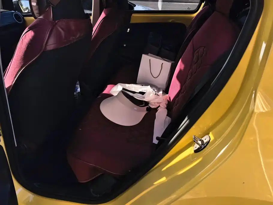 Volkswagen up! — миниатюра 11