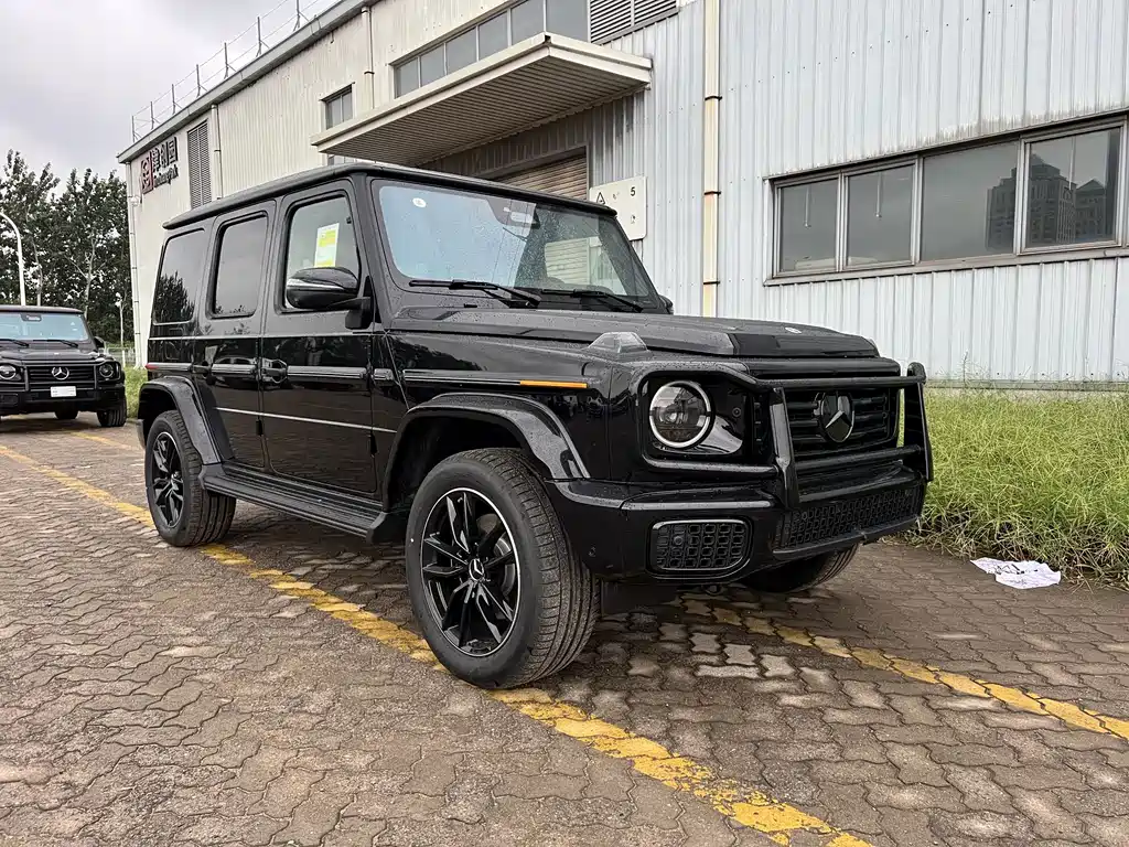 Mercedes-Benz G-Class — миниатюра 3