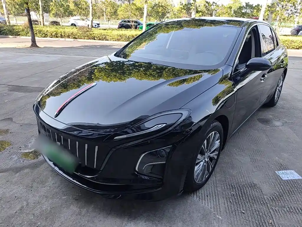 Hongqi Hongqi E-QM5