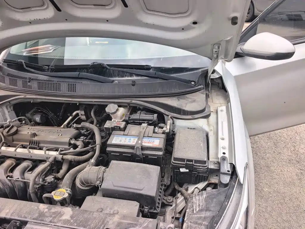 Hyundai Elantra — миниатюра 21