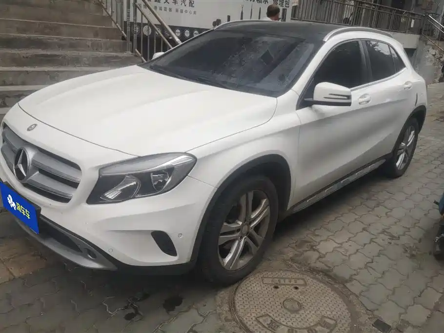 Mercedes-Benz GLA 2016