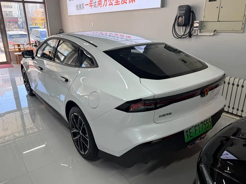 CHANGAN UNI V SMART IDD