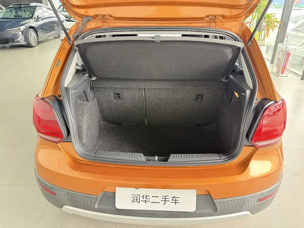 Volkswagen Polo — миниатюра 14