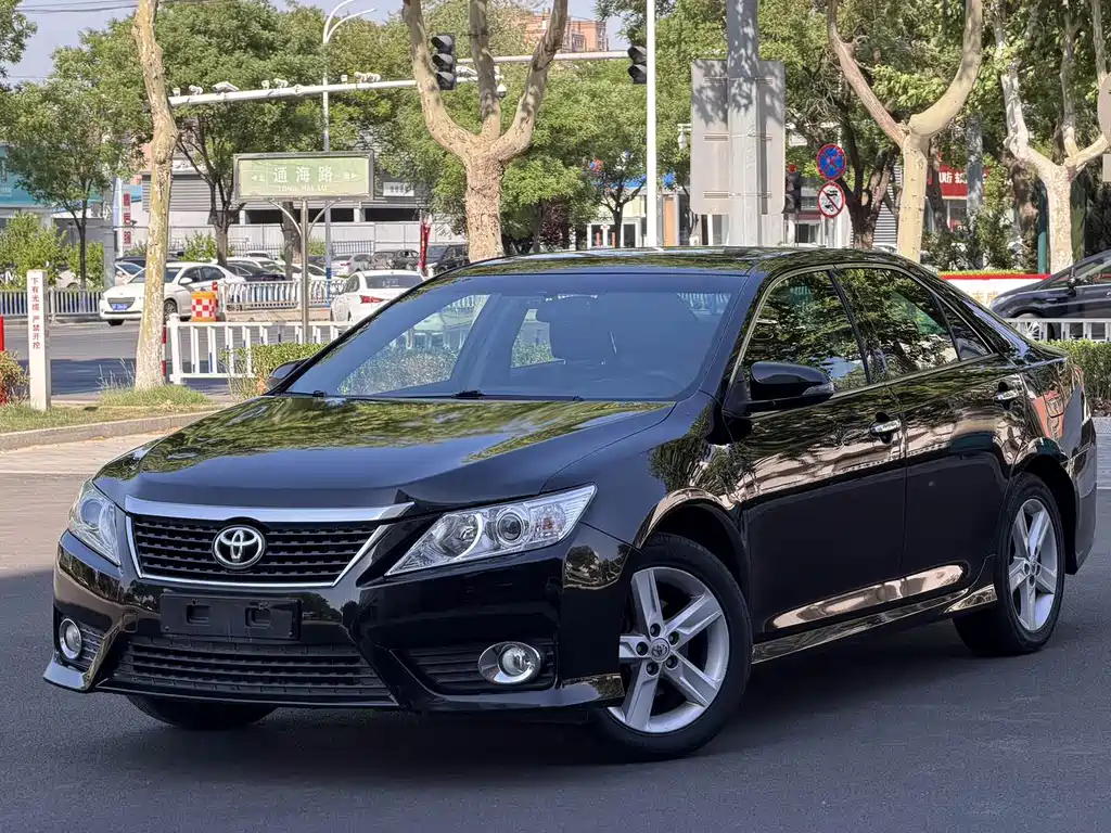 Toyota Camry 2015