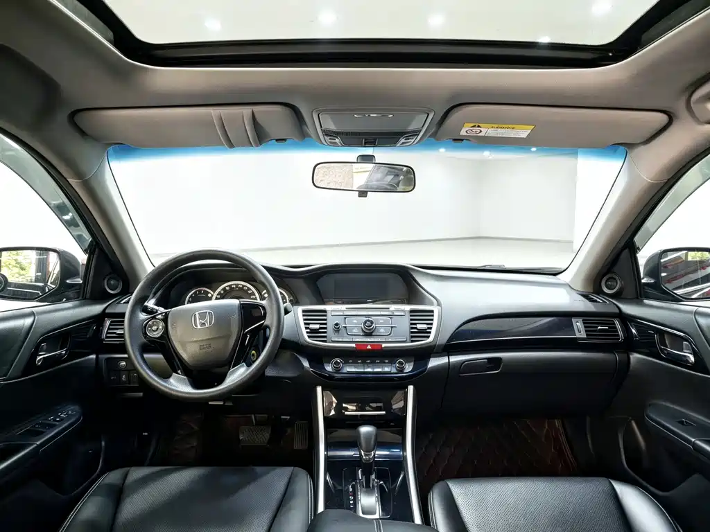Honda Accord — миниатюра 5