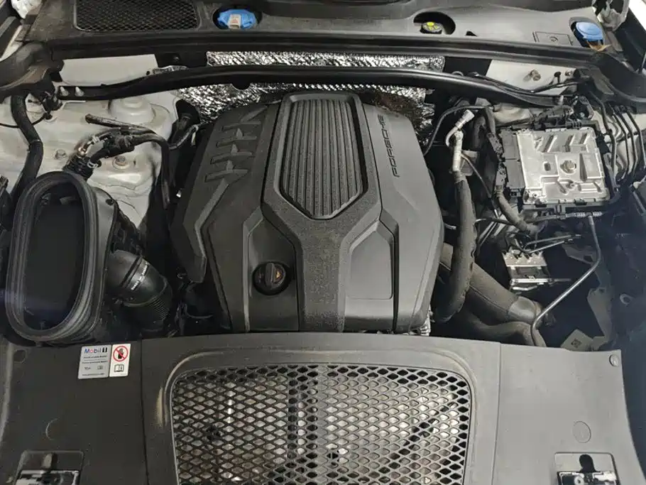 Porsche Macan — миниатюра 10