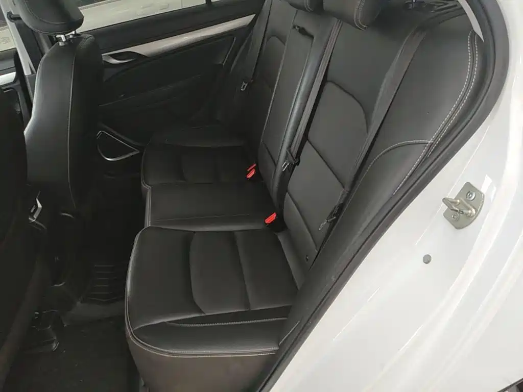 Geely Emgrand — миниатюра 17