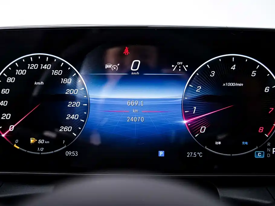 Mercedes-Benz GLC — миниатюра 16