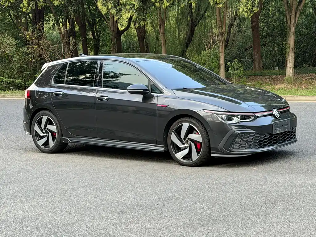 Volkswagen Golf GTI — миниатюра 3