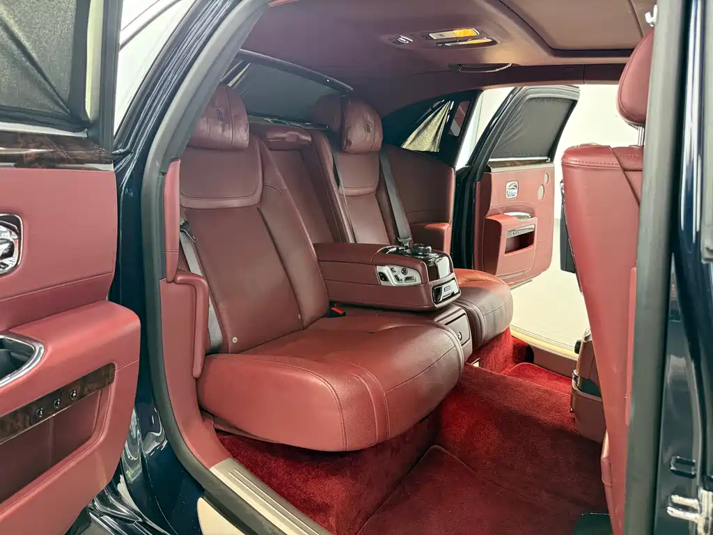 Rolls-Royce Ghost — миниатюра 18