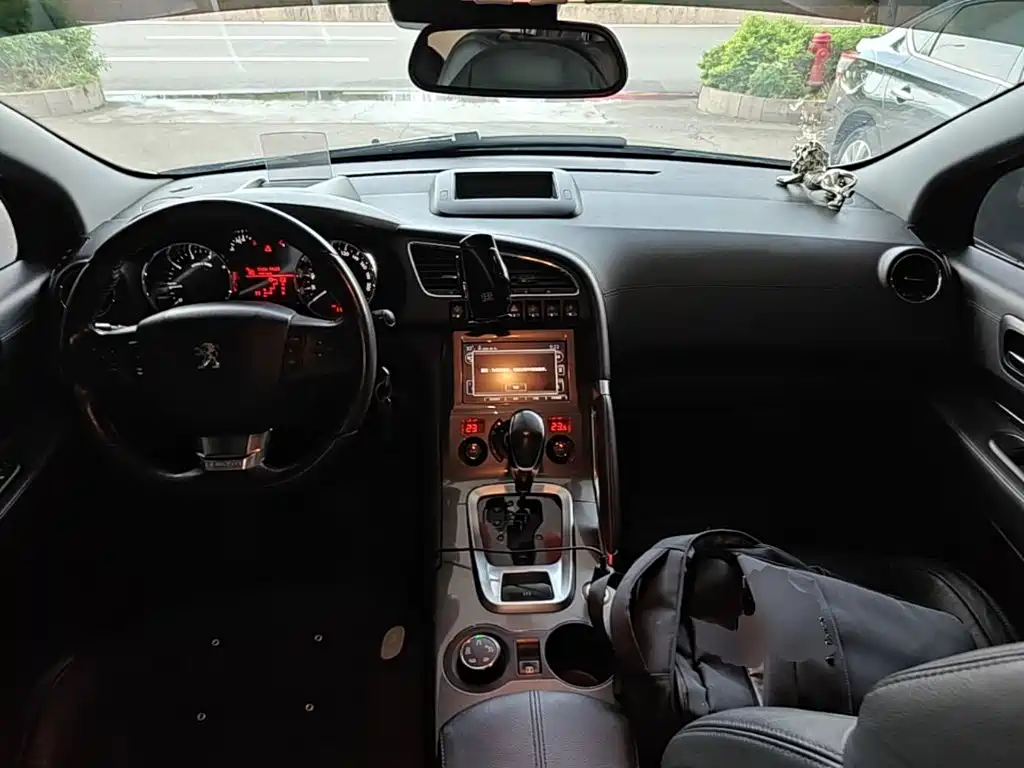 Peugeot 3008 — миниатюра 10