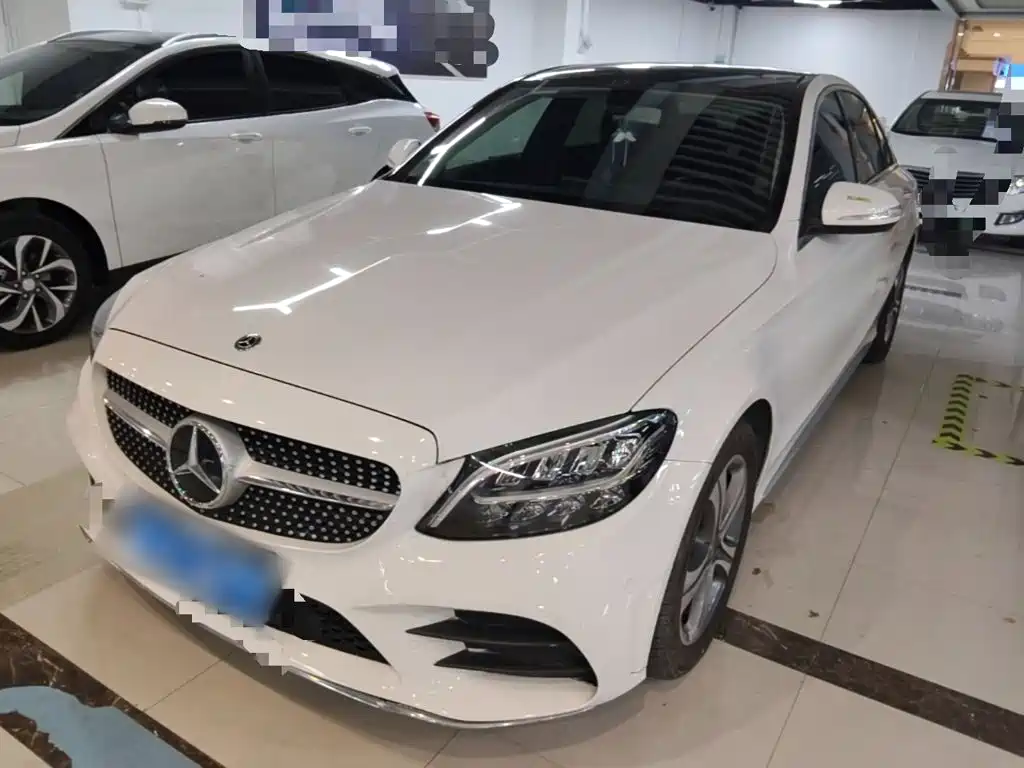 Mercedes-Benz C-Class — миниатюра 2