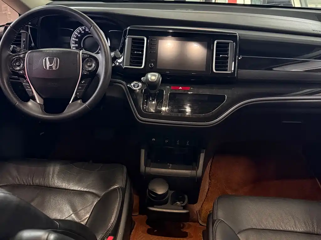 Honda Elysion — миниатюра 6