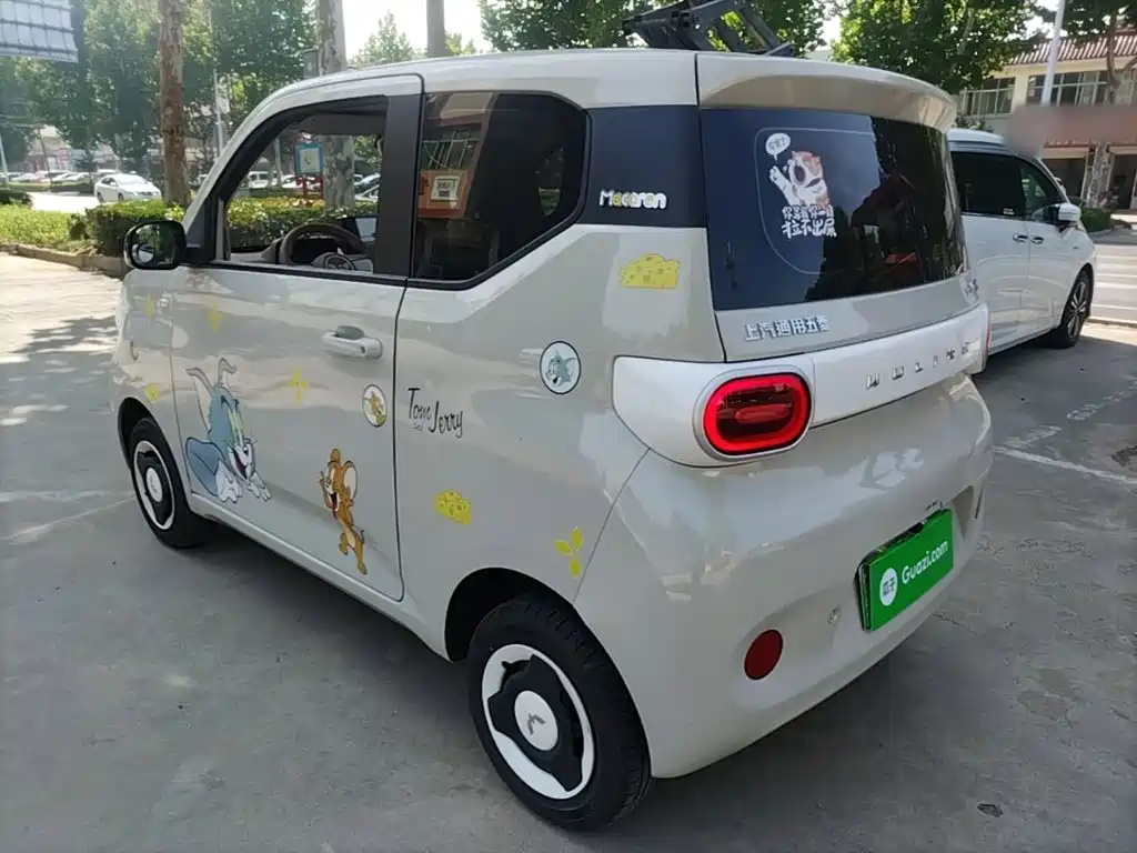 Wuling MINIEV — миниатюра 5