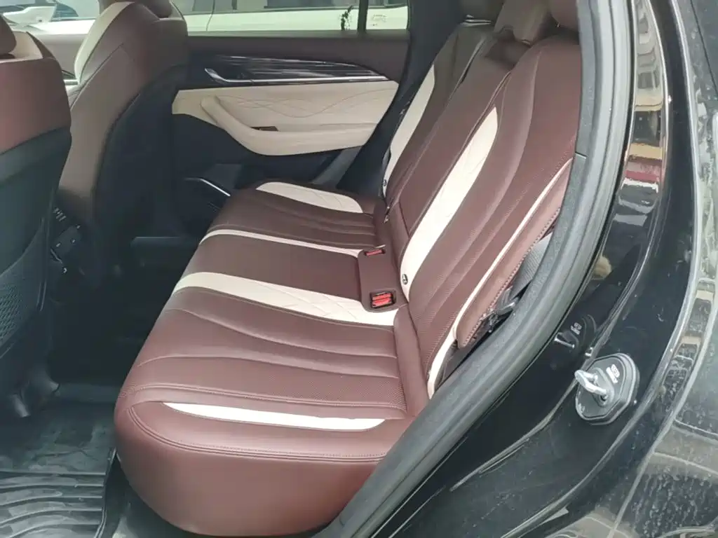 Geely Xingyue L — миниатюра 17