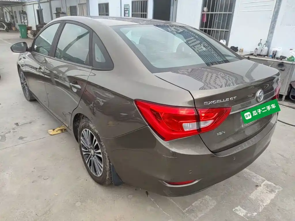 Buick Excelle — миниатюра 5