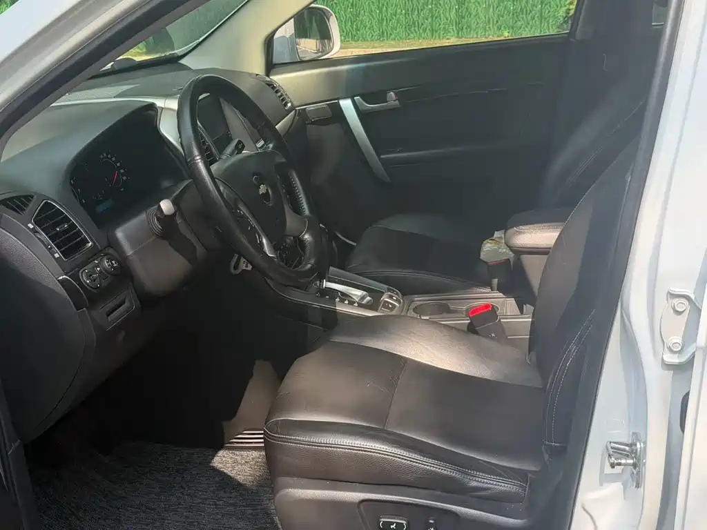 Chevrolet Captiva — миниатюра 8