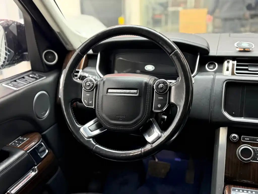 Land Rover Range Rover 2016 3.0 SC V6 Vogue SE Long Wheelbase