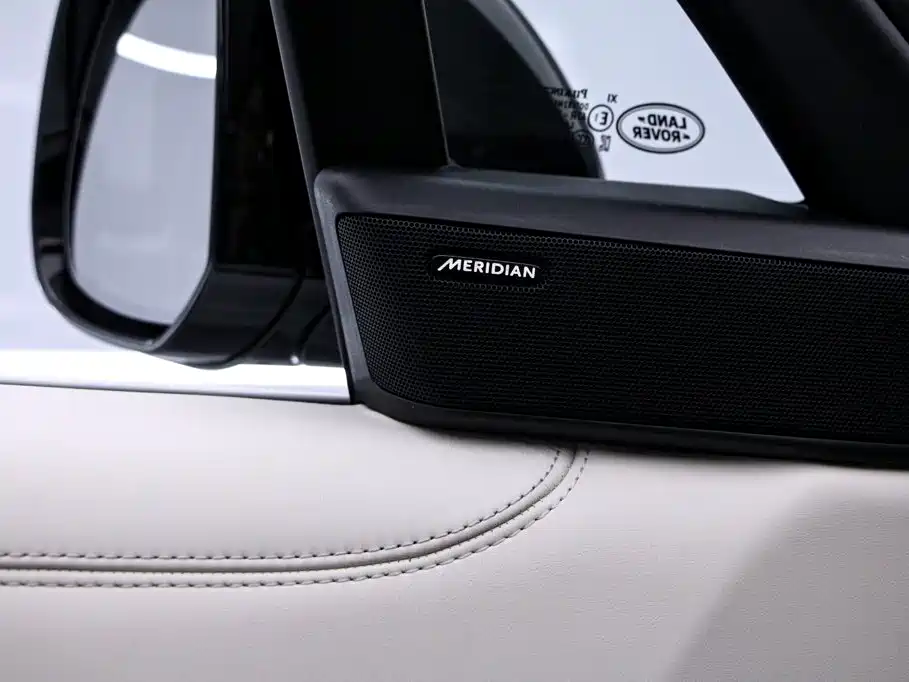 Land Rover Range Rover — миниатюра 13