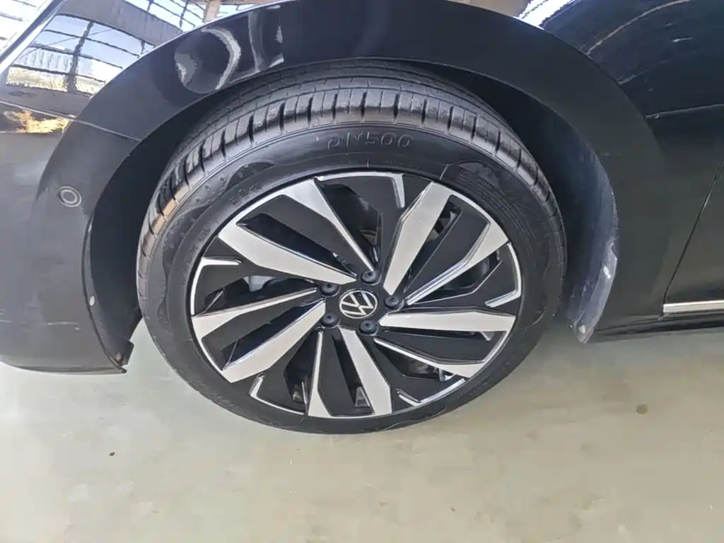 Volkswagen Passat — миниатюра 23