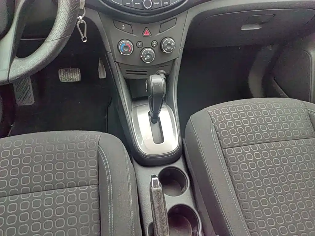 Chevrolet Trax — миниатюра 14