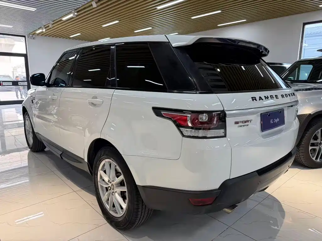 Land Rover Sport — миниатюра 5