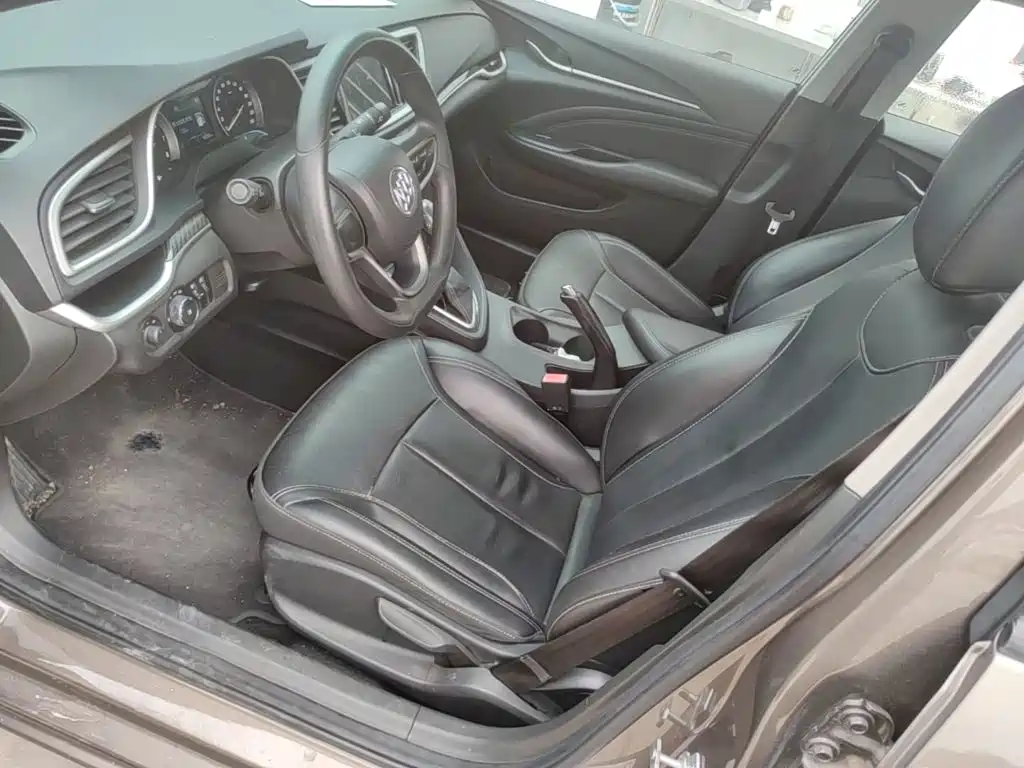 Buick Excelle — миниатюра 15