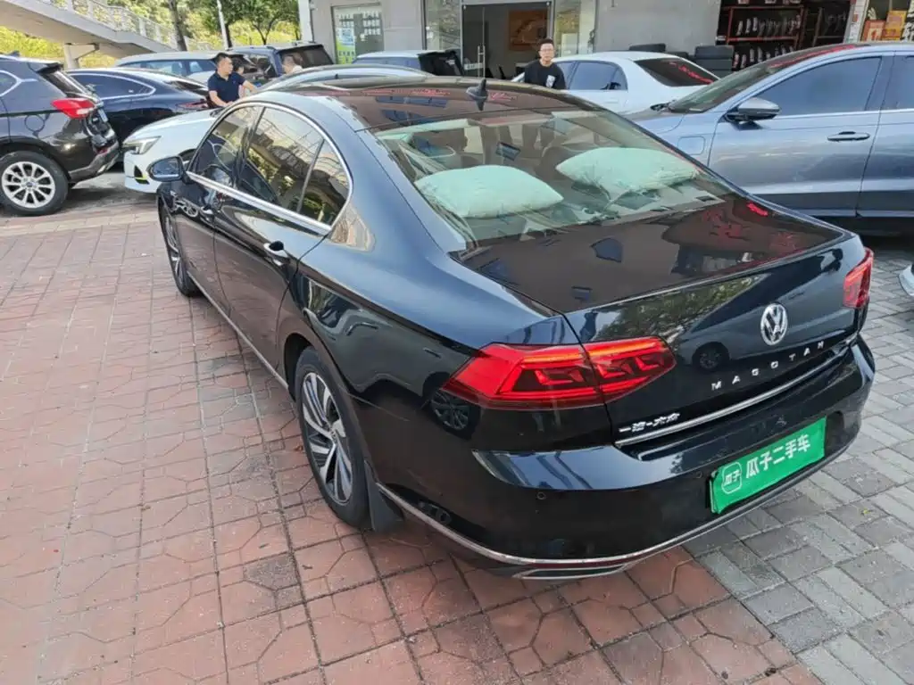 Volkswagen Magotan PHEV — миниатюра 5
