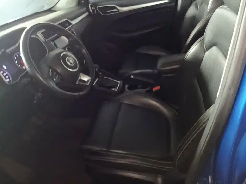MG ZS — миниатюра 15