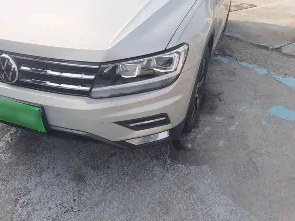 Volkswagen Tiguan L — миниатюра 24