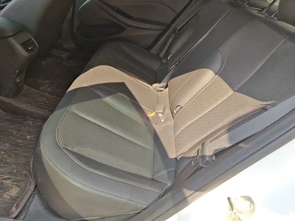 Buick Verano — миниатюра 13