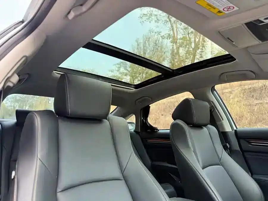 Honda Accord — миниатюра 17