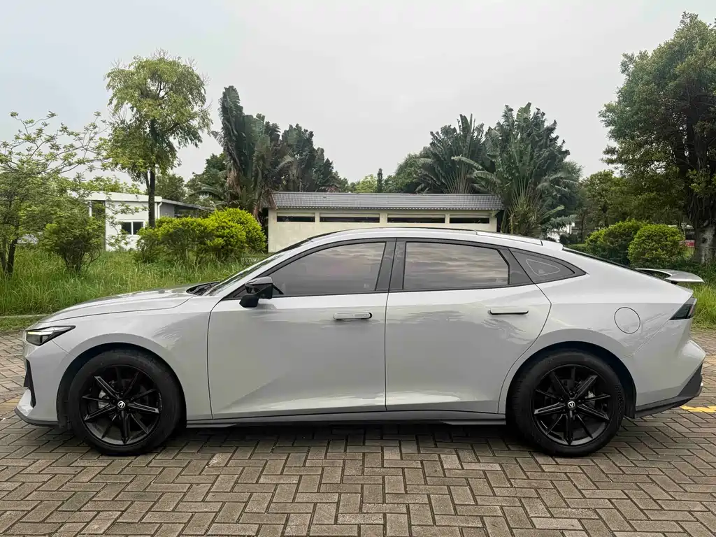Changan UNI-V — миниатюра 21