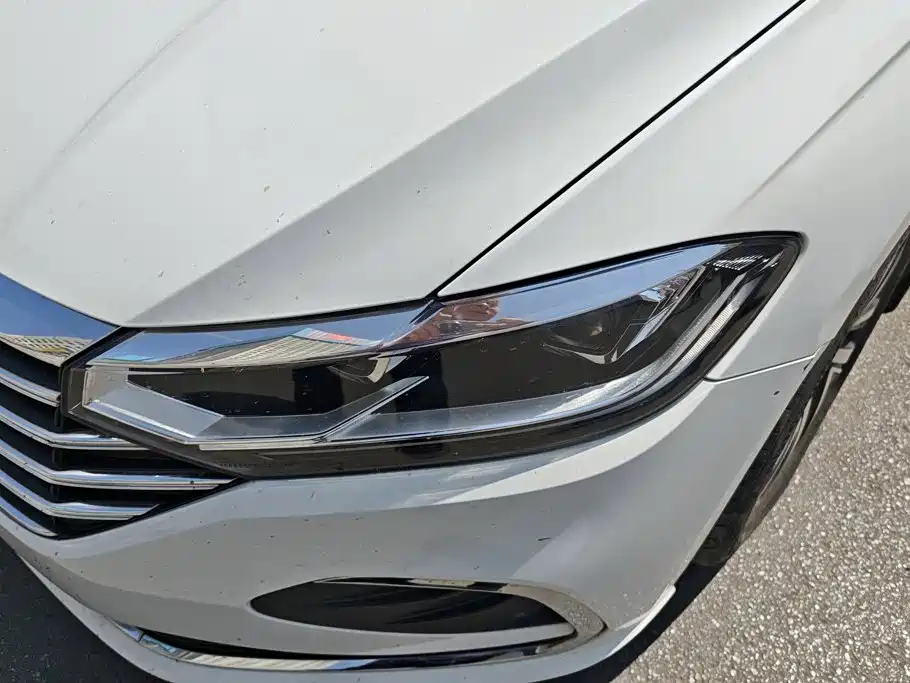 Volkswagen Lavida — миниатюра 5