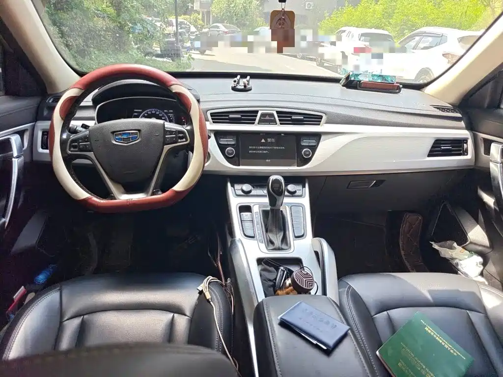 Geely Boyue — миниатюра 13