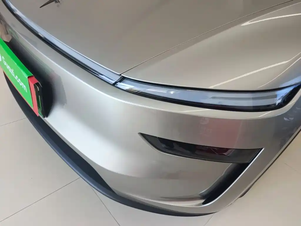 Tesla Model Y L — миниатюра 24