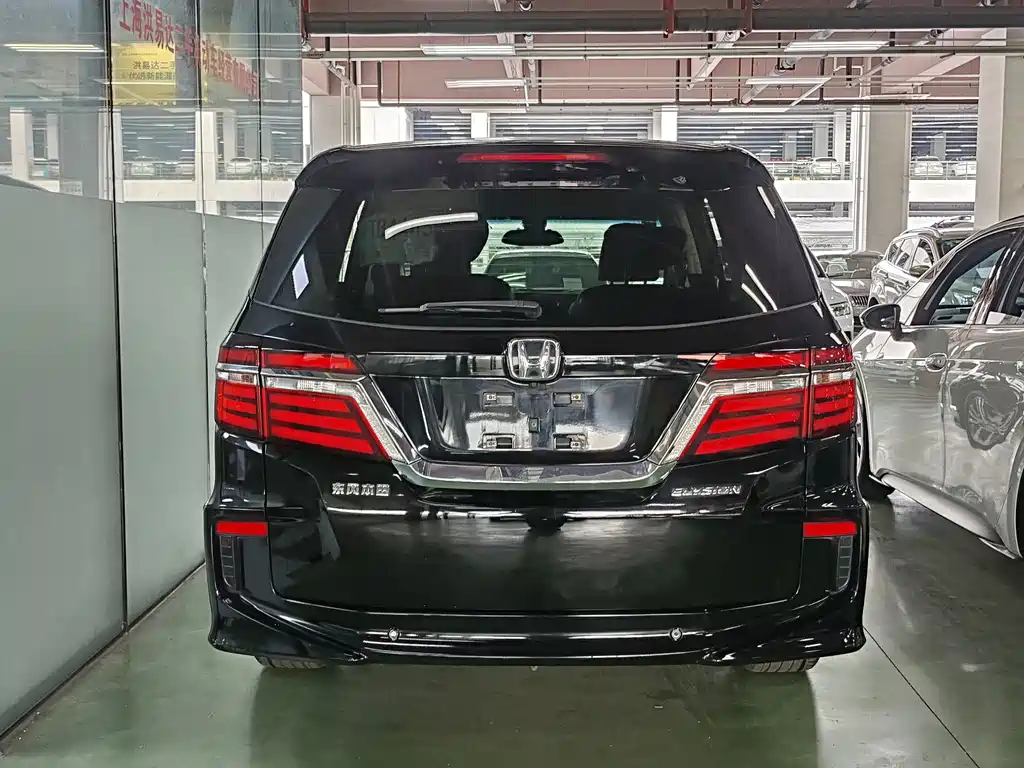 Honda Elysion — миниатюра 4
