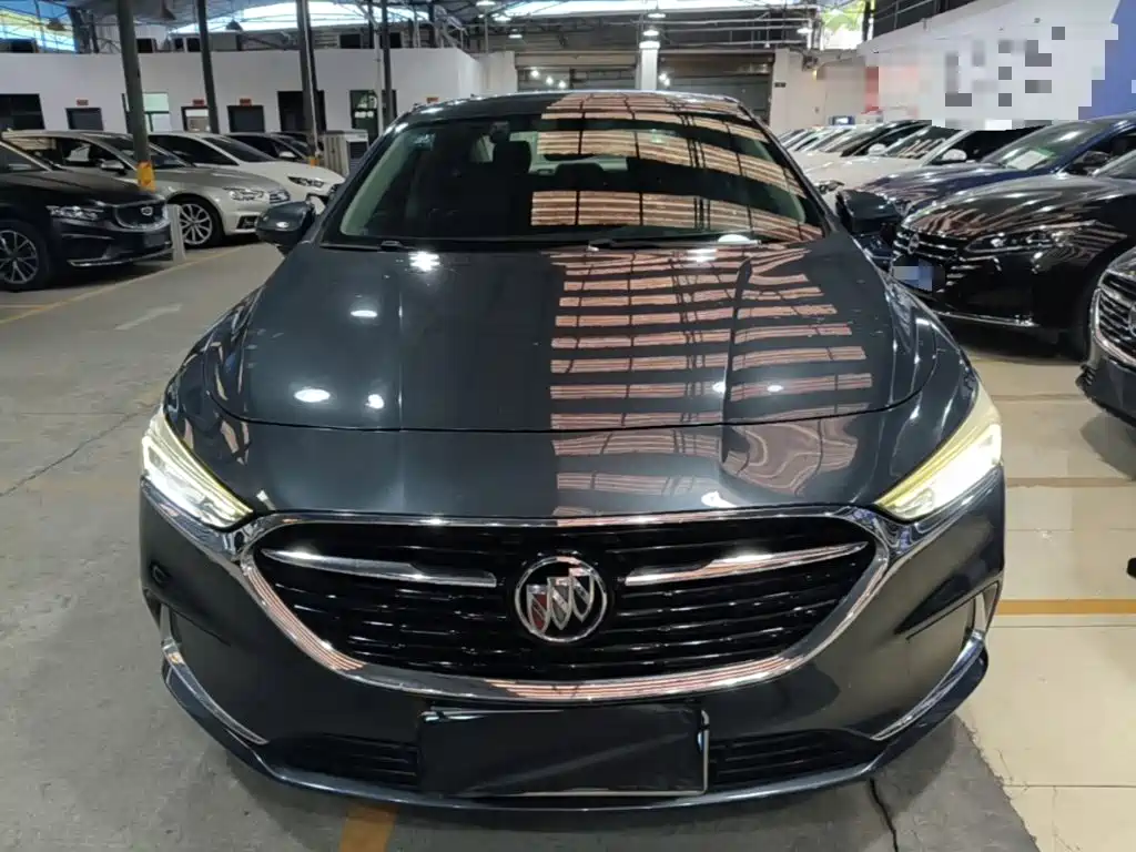 Buick LaCrosse — миниатюра 3