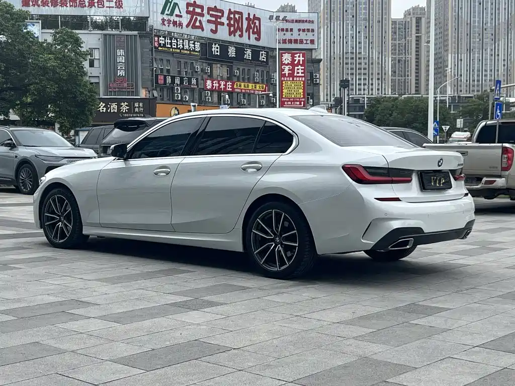 BMW 3 Series — миниатюра 7