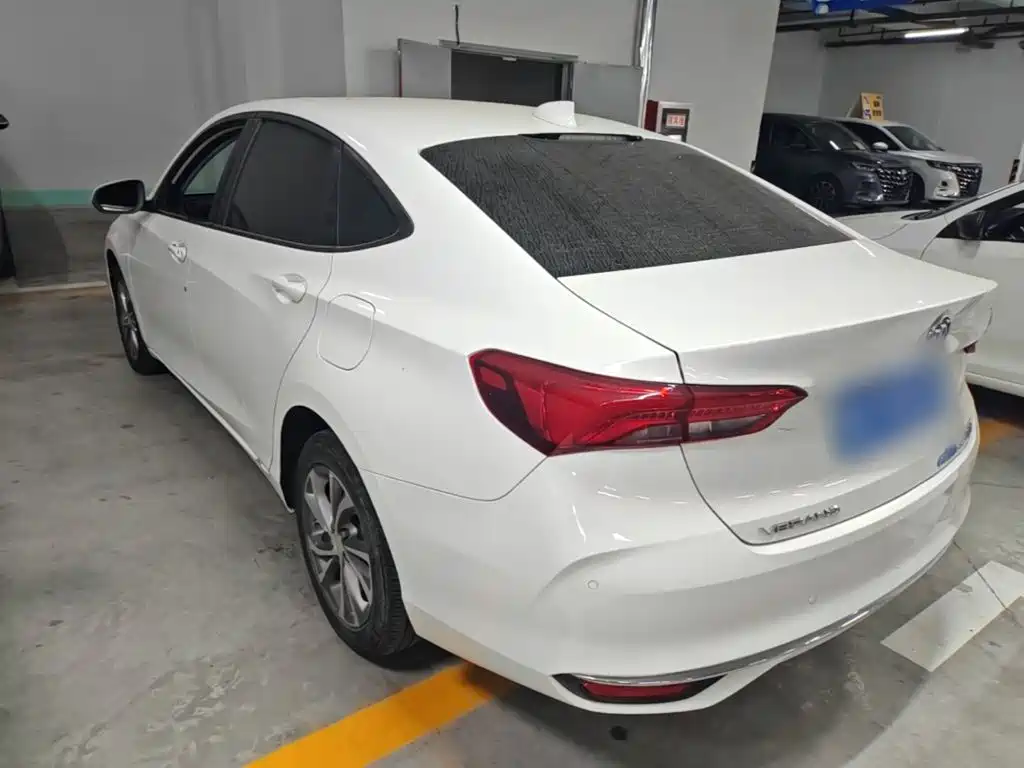 Buick Verano — миниатюра 5