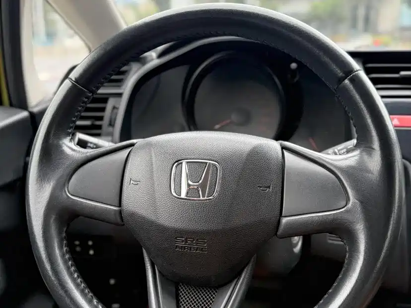 Honda Fit — миниатюра 15